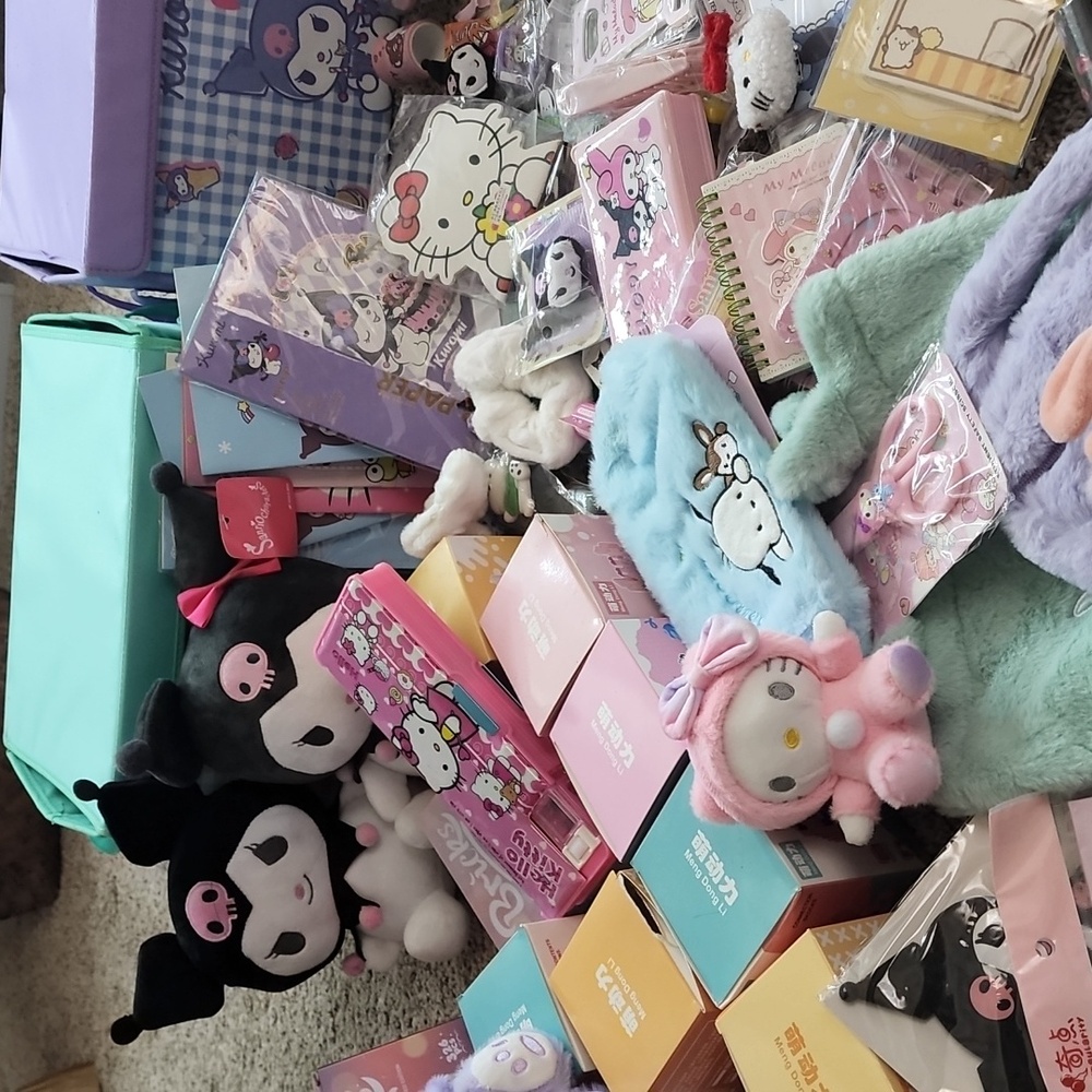 Hello Kitty and Friends mystery boxes